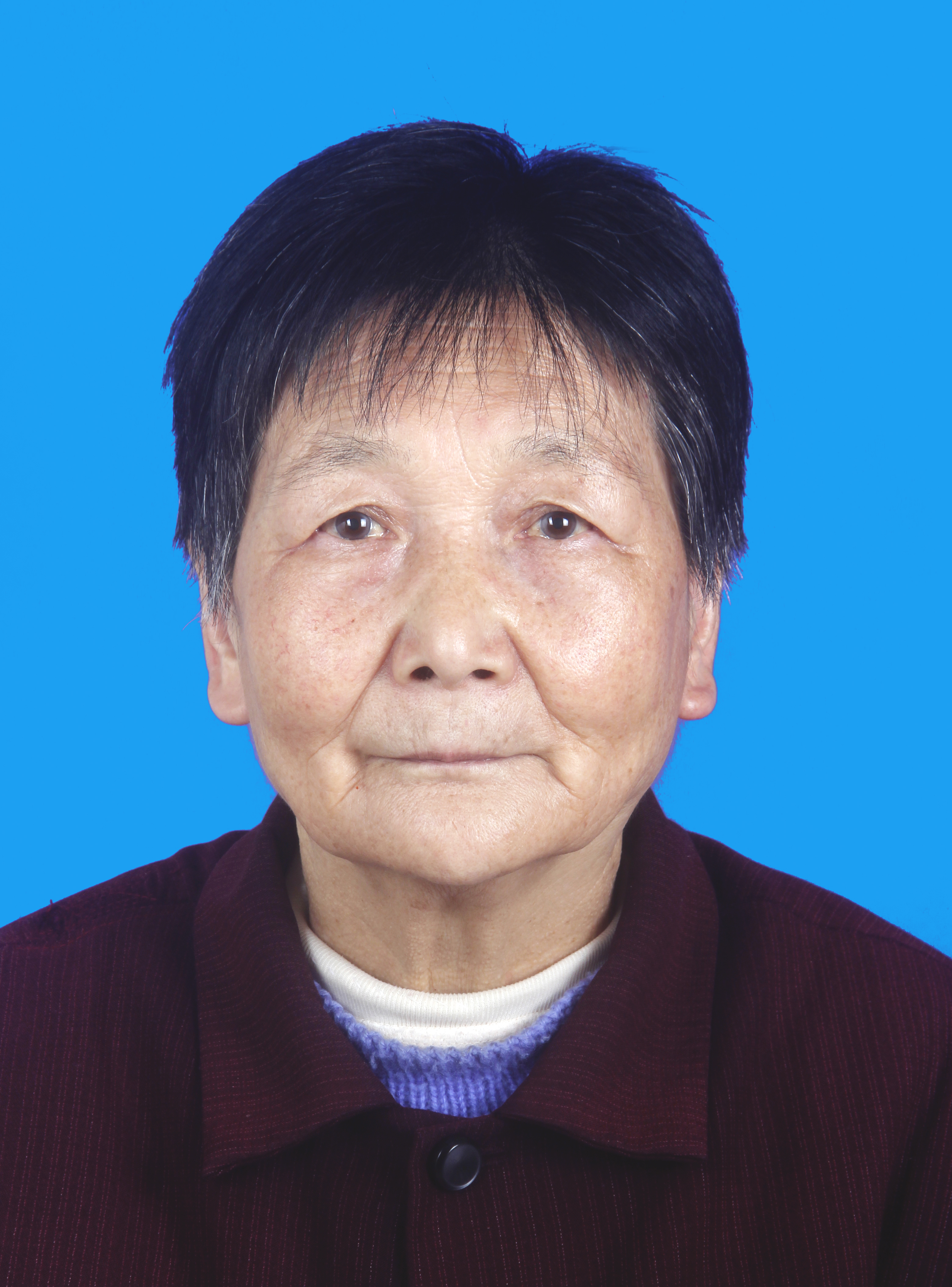 寇尚蓮證件照高清(藍底).jpg